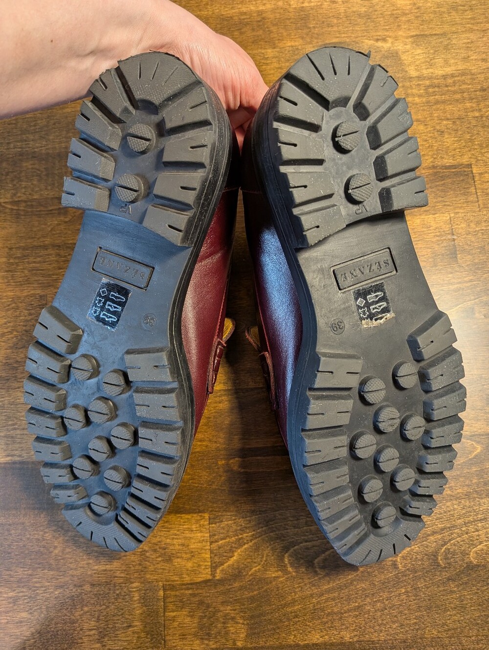 Sézane Albane Loafers Glossy Burgundy Leather Thick Lug Sole Shoes EU 39 US 8 - Picture 11 of 16